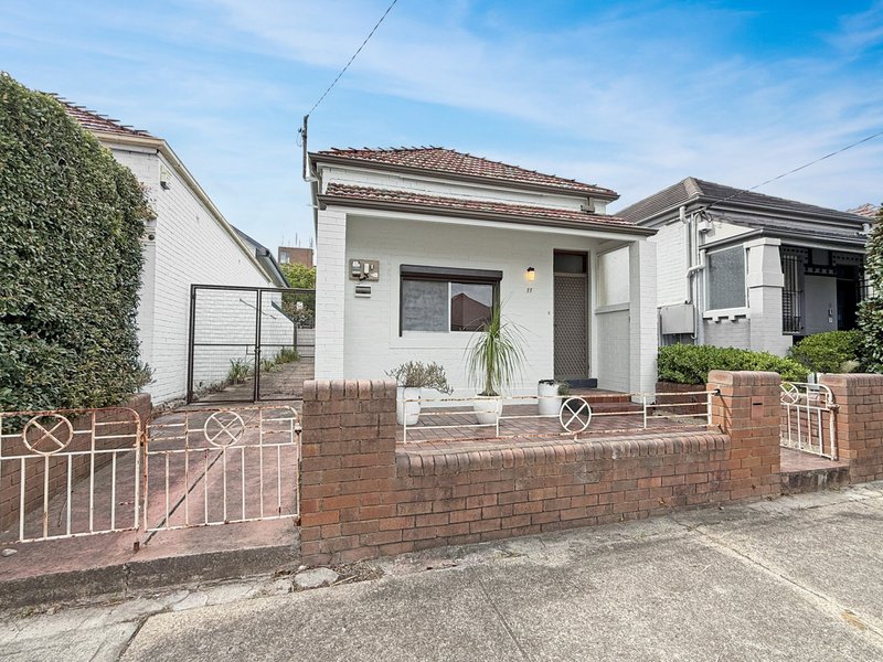 Photo - 11 Fredbert Street, Lilyfield NSW 2040 - Image 3