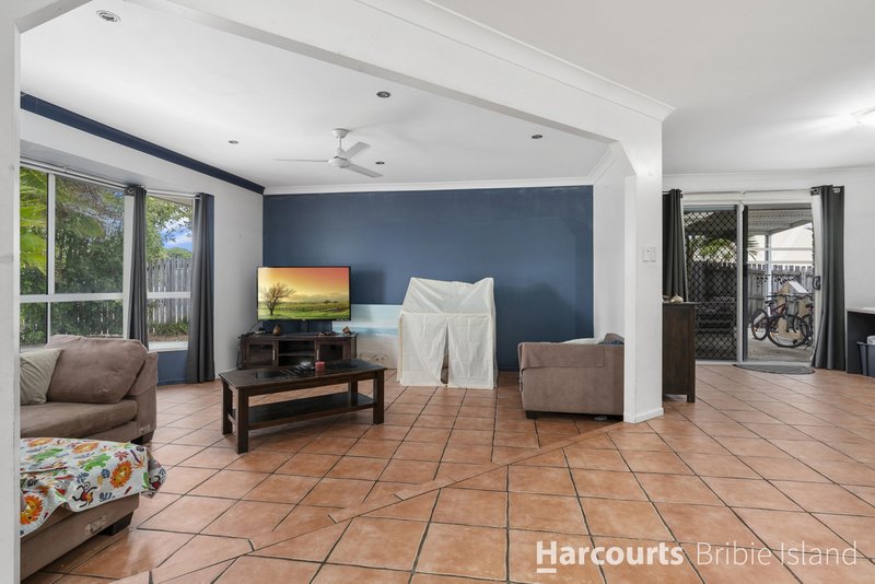 Photo - 11 Frederick Street, Banksia Beach QLD 4507 - Image 5