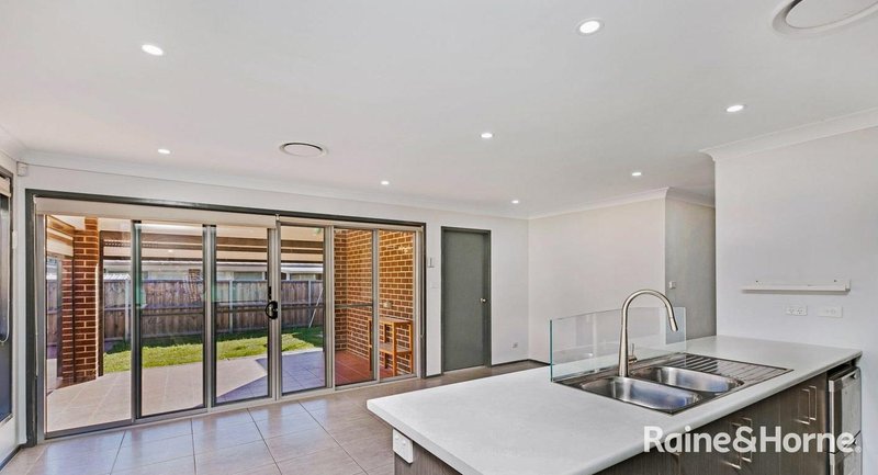 Photo - 11 Freitas Road, Edmondson Park NSW 2174 - Image 4