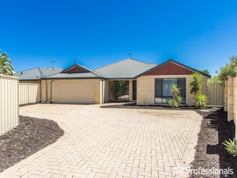 11 Frenchmans Crescent, Secret Harbour WA 6173