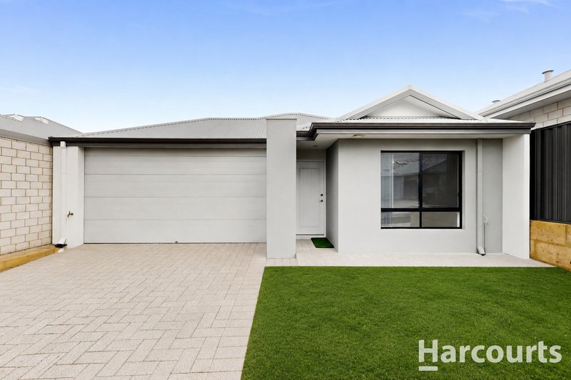 Photo - 11 Fringelily Way, Sinagra WA 6065 - Image 1