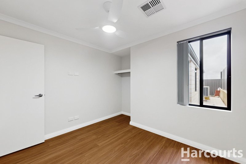Photo - 11 Fringelily Way, Sinagra WA 6065 - Image 9
