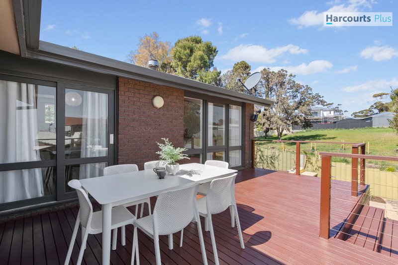 Photo - 11 Fryer Street, Hallett Cove SA 5158 - Image 16