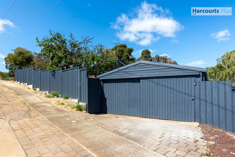 Photo - 11 Fryer Street, Hallett Cove SA 5158 - Image 17