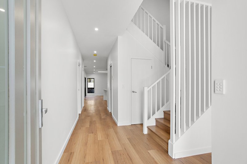 Photo - 11 Galactic Drive, Dunmore NSW 2529 - Image 3
