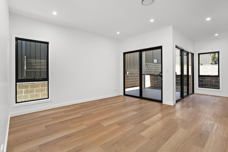 Photo - 11 Galactic Drive, Dunmore NSW 2529 - Image 5