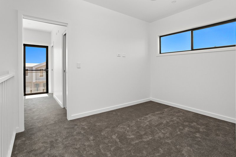Photo - 11 Galactic Drive, Dunmore NSW 2529 - Image 9