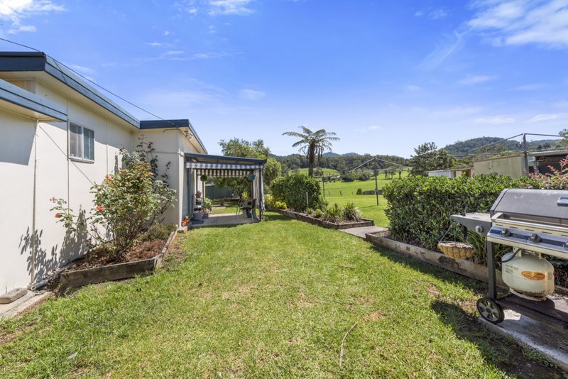 Photo - 11 Gale Street, Coramba NSW 2450 - Image 16