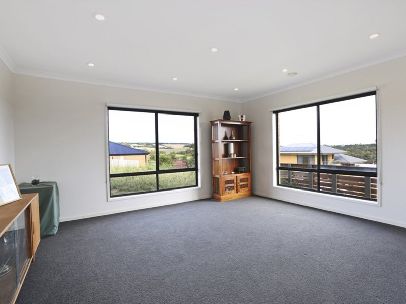 Photo - 11 Gange Place, Clifton Springs VIC 3222 - Image 7