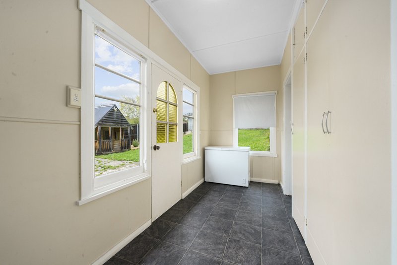 Photo - 11 Gant Street, Lenah Valley TAS 7008 - Image 13