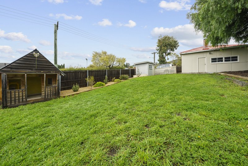 Photo - 11 Gant Street, Lenah Valley TAS 7008 - Image 16