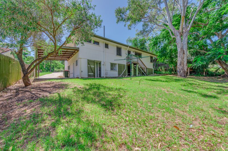 Photo - 11 Garden Street, West Gladstone QLD 4680 - Image 15