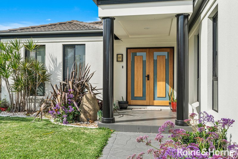 Photo - 11 Gardenia Crescent, Bomaderry NSW 2541 - Image 2