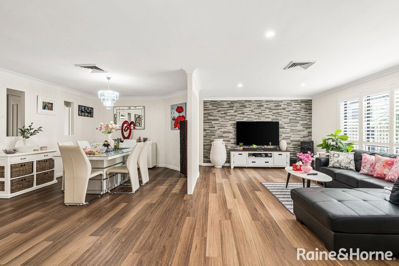 Photo - 11 Gardenia Crescent, Bomaderry NSW 2541 - Image 4