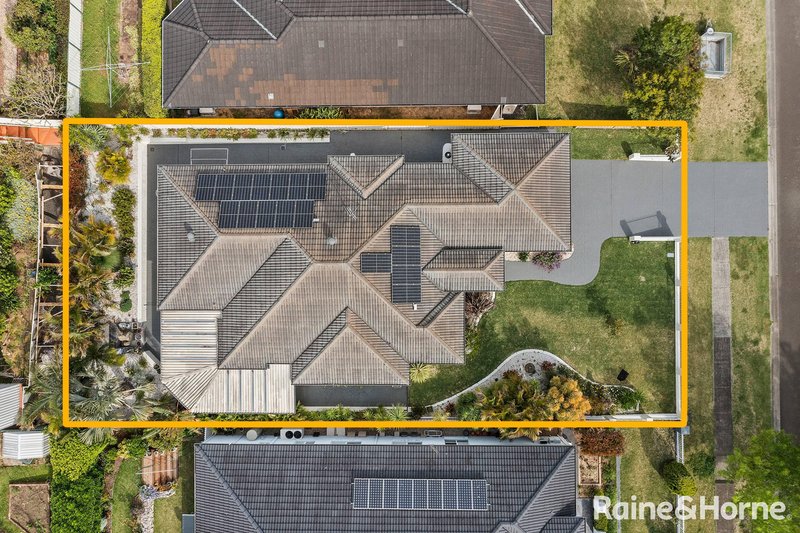 Photo - 11 Gardenia Crescent, Bomaderry NSW 2541 - Image 13