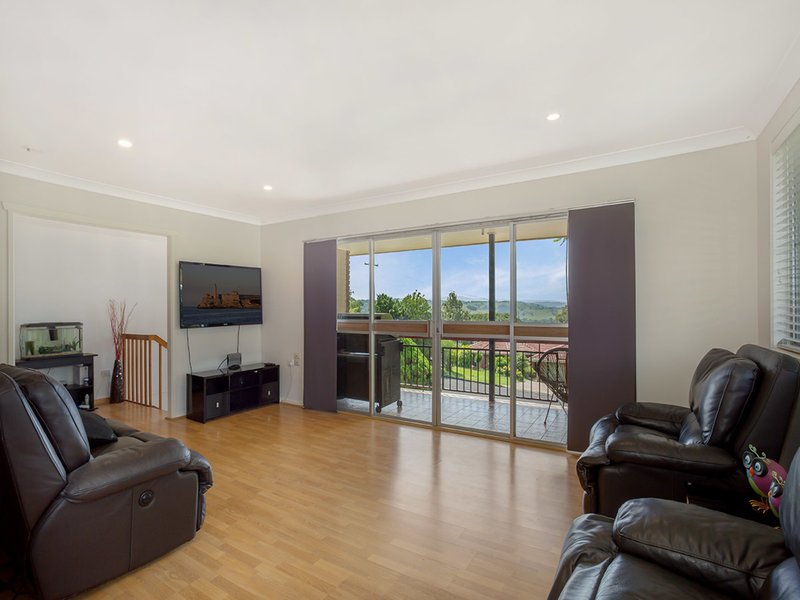 Photo - 11 Garland Crescent, Lismore Heights NSW 2480 - Image 2