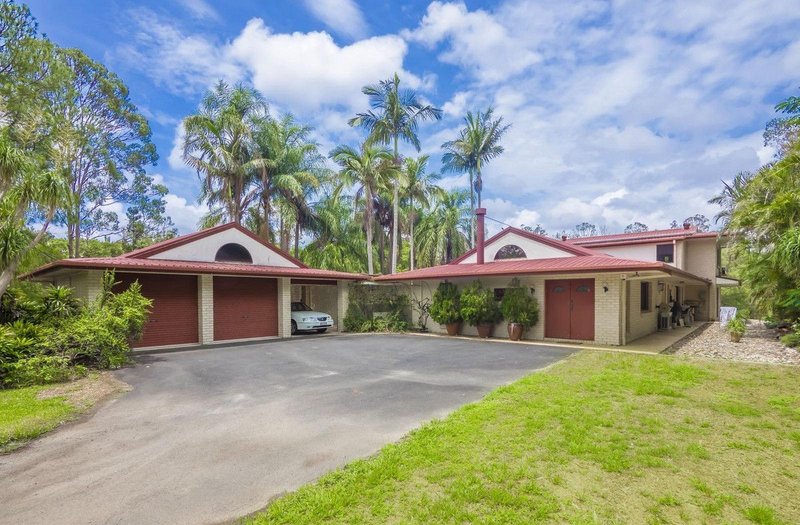 Photo - 11 Garrawin Court, Clear Mountain QLD 4500 - Image 1