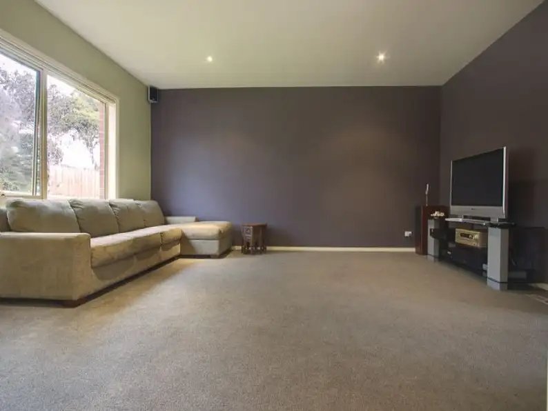 Photo - 1/1 Garrisson Grove, Wantirna South VIC 3152 - Image 2