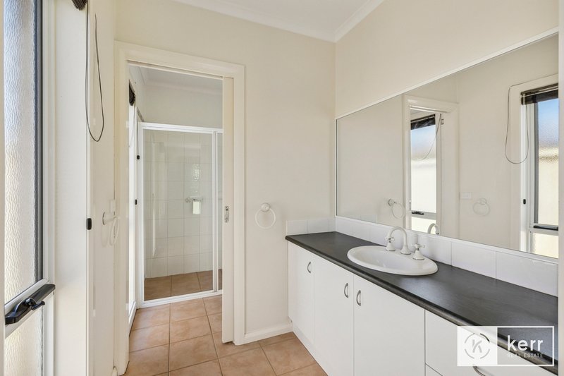 Photo - 11 Gattuso Drive, Cobram VIC 3644 - Image 4