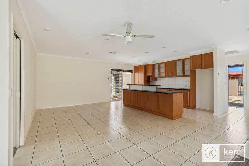 Photo - 11 Gattuso Drive, Cobram VIC 3644 - Image 10