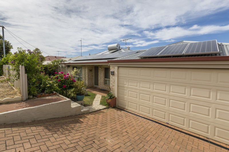 11 Geographe Way, Withers WA 6230