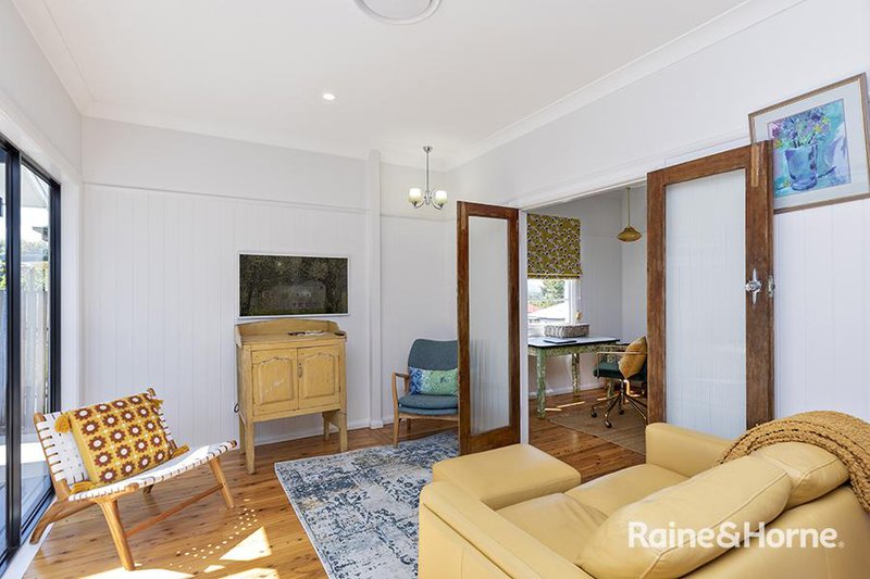 Photo - 11 George Street, Tamworth NSW 2340 - Image 6