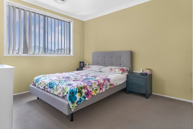 Photo - 11 Geraldton Street, Prestons NSW 2170 - Image 11