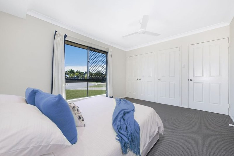 Photo - 11 Gernika Court, Bushland Beach QLD 4818 - Image 6