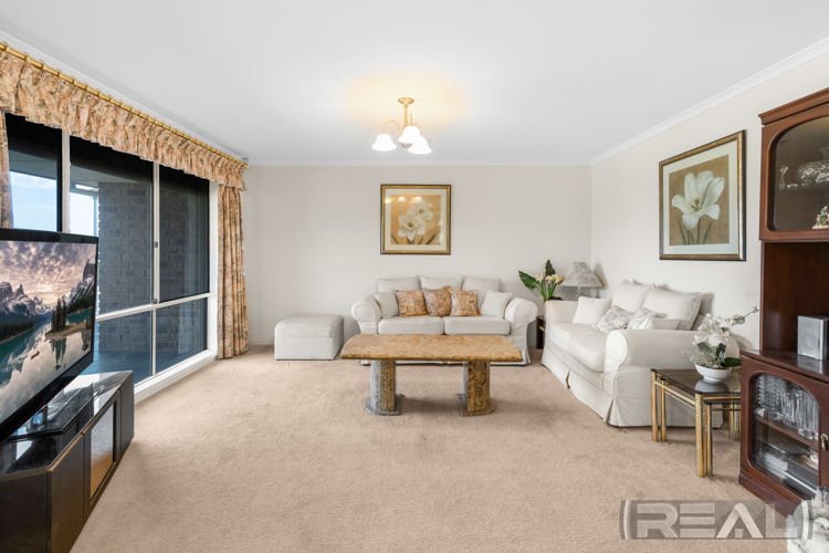 Photo - 11 Giggs Glen, Craigmore SA 5114 - Image 4