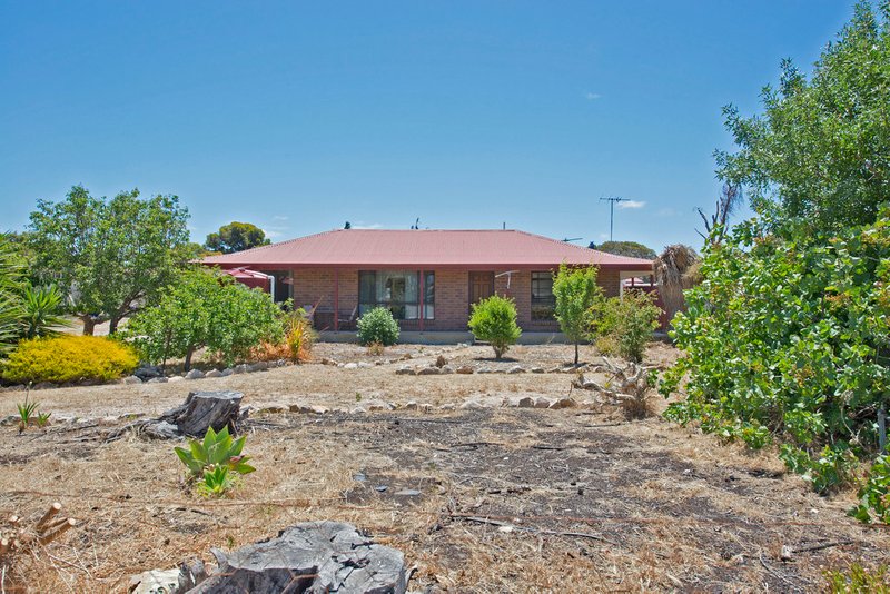 Photo - 11 Giles Street West , Coobowie SA 5583 - Image 3