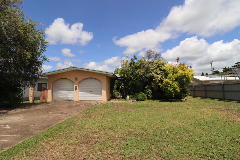 Photo - 11 Gina Place, Ayr QLD 4807 - Image 1