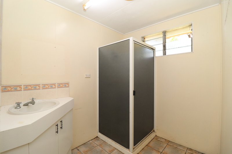 Photo - 11 Gina Place, Ayr QLD 4807 - Image 9