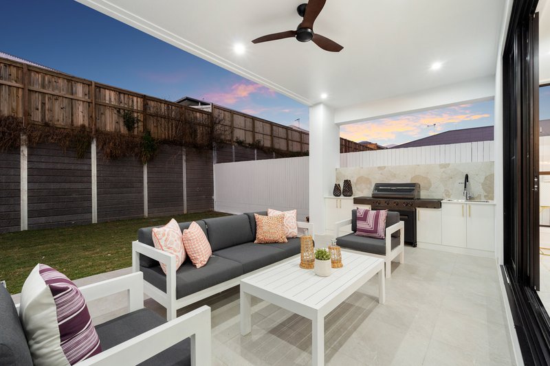 Photo - 11 Gladden Street, Ripley QLD 4306 - Image 12