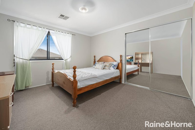 Photo - 11 Glatton Road, Glenfield NSW 2167 - Image 8