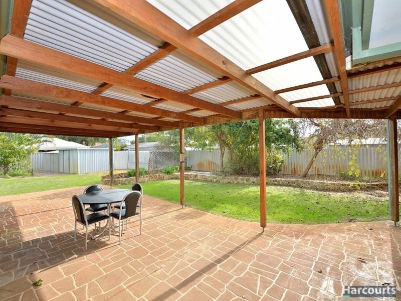 Photo - 11 Glauert Road, Coodanup WA 6210 - Image 14