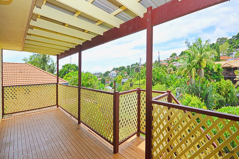 Photo - 11 Glen Ayr Drive, Banora Point NSW 2486 - Image 6