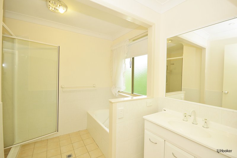 Photo - 11 Glen Ayr Drive, Banora Point NSW 2486 - Image 10