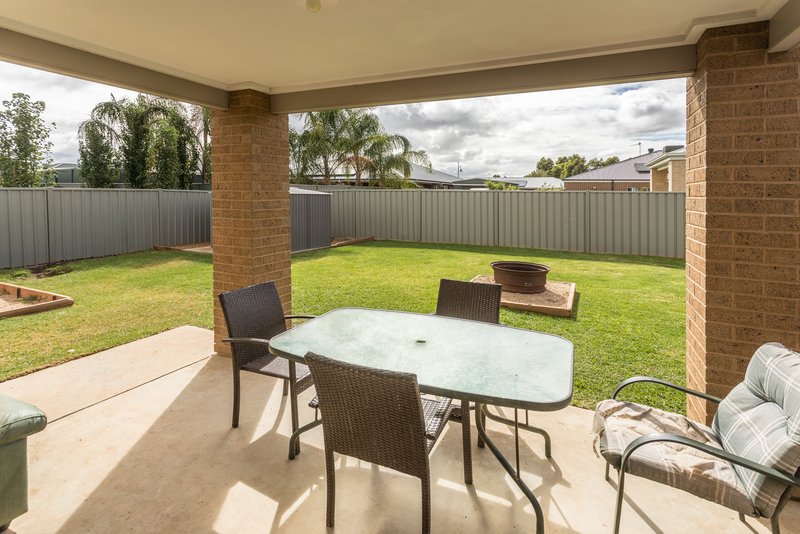 Photo - 11 Gleneagles Drive, Tatura VIC 3616 - Image 14