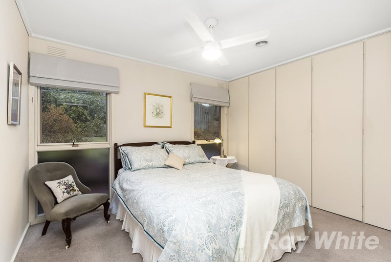 Photo - 11 Glenville Road, Glen Waverley VIC 3150 - Image 7