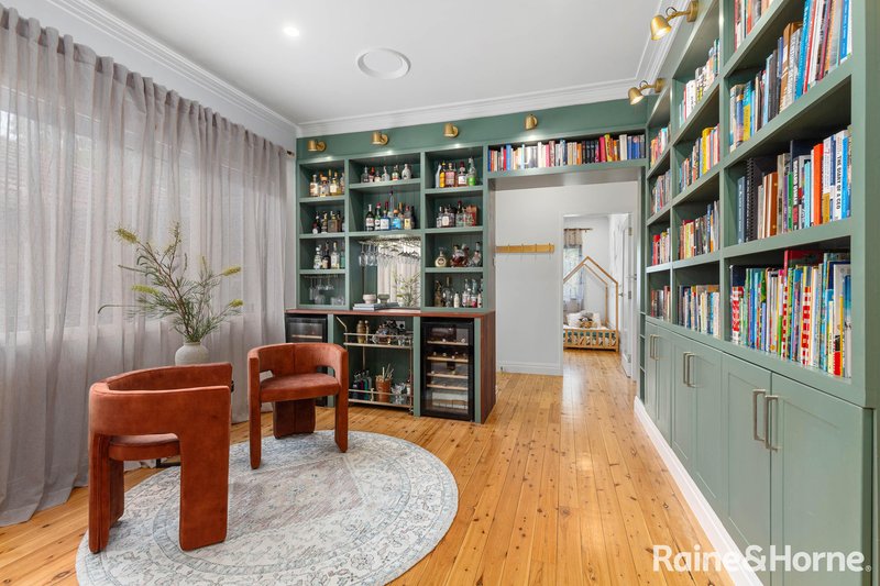 Photo - 11 Glenwall Street, Kingsgrove NSW 2208 - Image 9