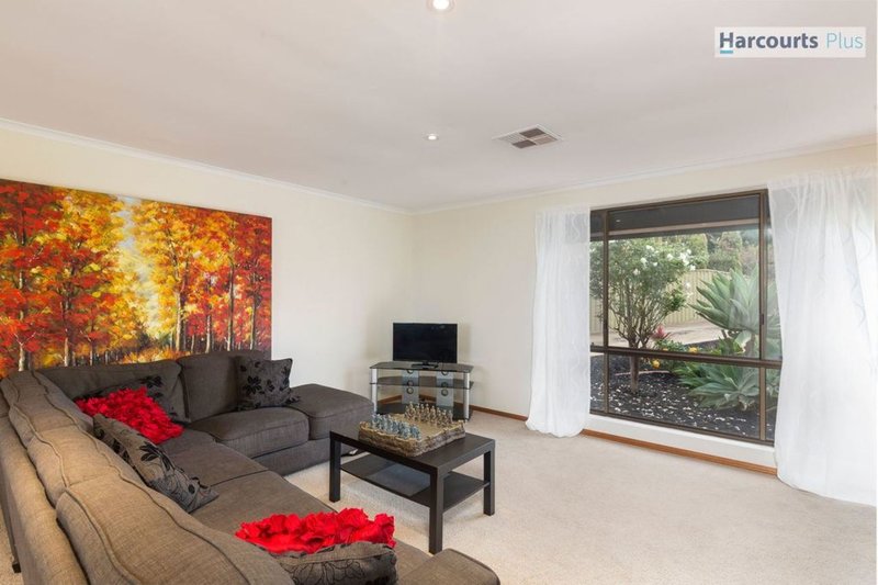 11 Glenway Road, Hallett Cove SA 5158