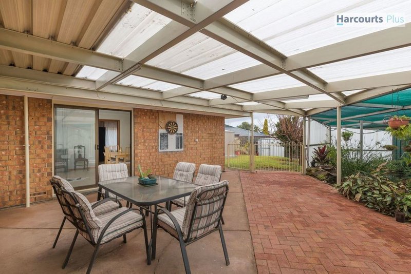 Photo - 11 Glenway Road, Hallett Cove SA 5158 - Image 19