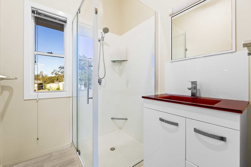 Photo - 11 Golf Course Road, Goombungee QLD 4354 - Image 8