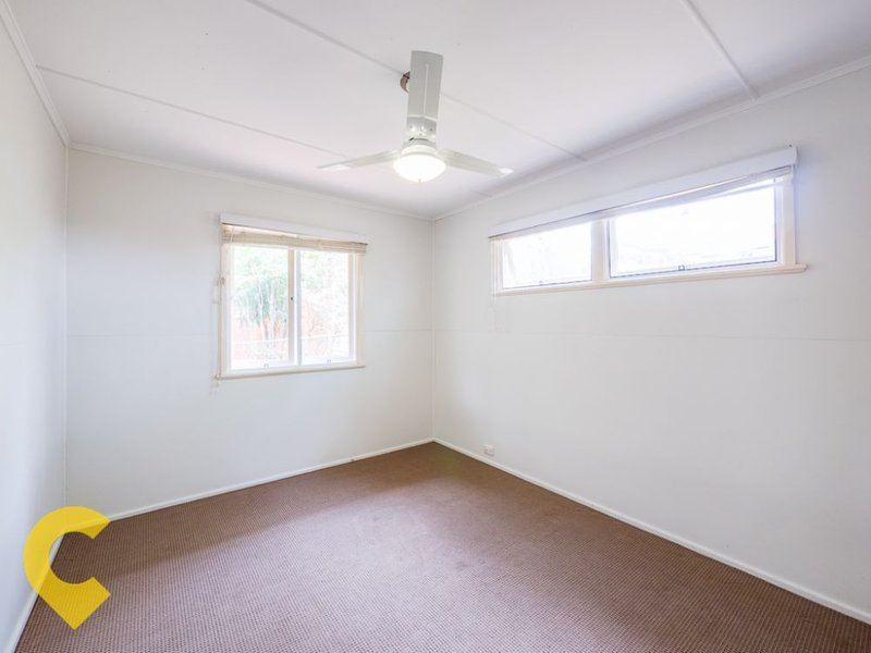 Photo - 11 Goodchap Street, Aspley QLD 4034 - Image 7