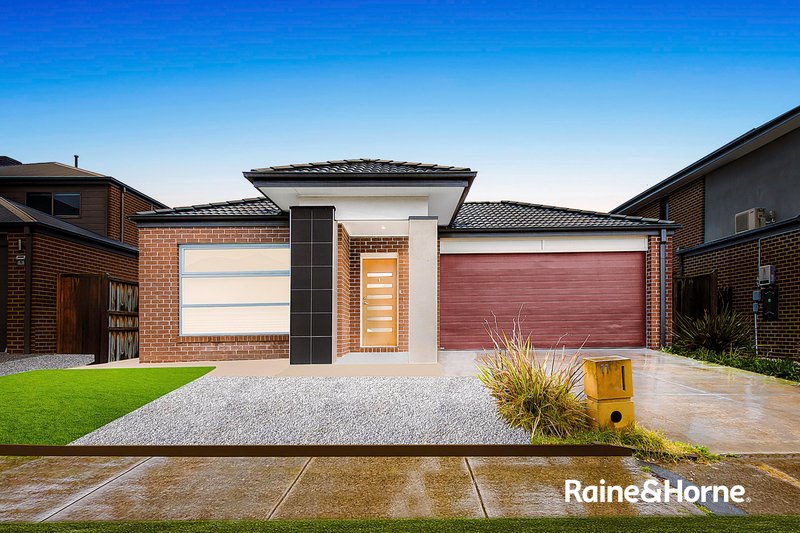 Photo - 11 Gossamer Way, Narre Warren South VIC 3805 - Image 1