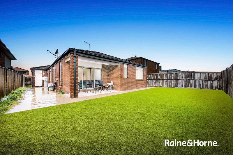 Photo - 11 Gossamer Way, Narre Warren South VIC 3805 - Image 12