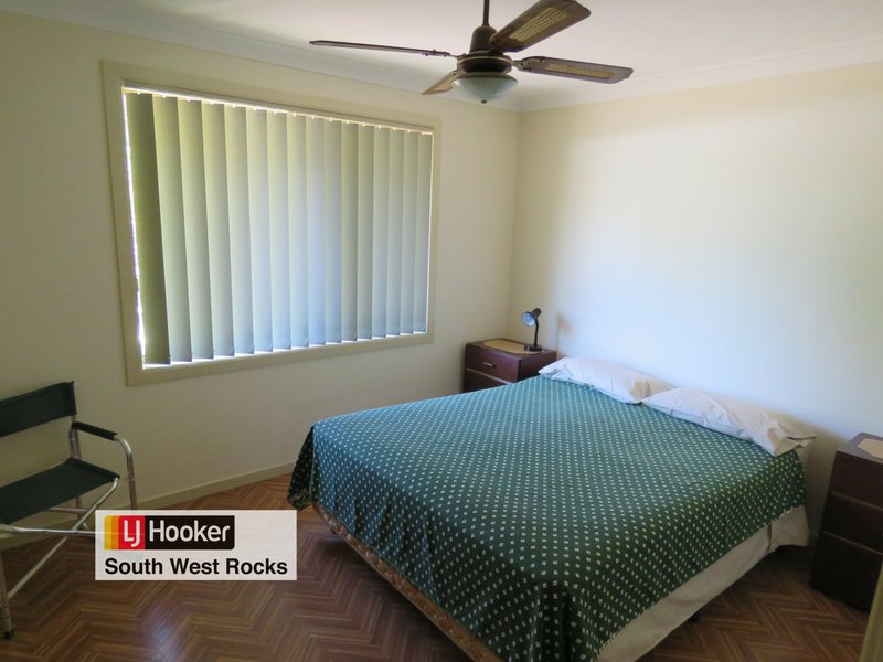 Photo - 11 Gothic Street, South West Rocks NSW 2431 - Image 10