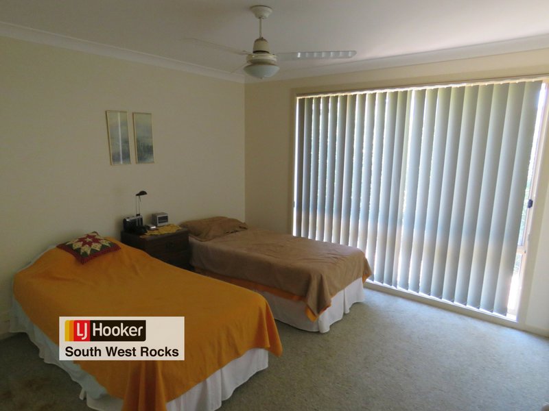 Photo - 11 Gothic Street, South West Rocks NSW 2431 - Image 11