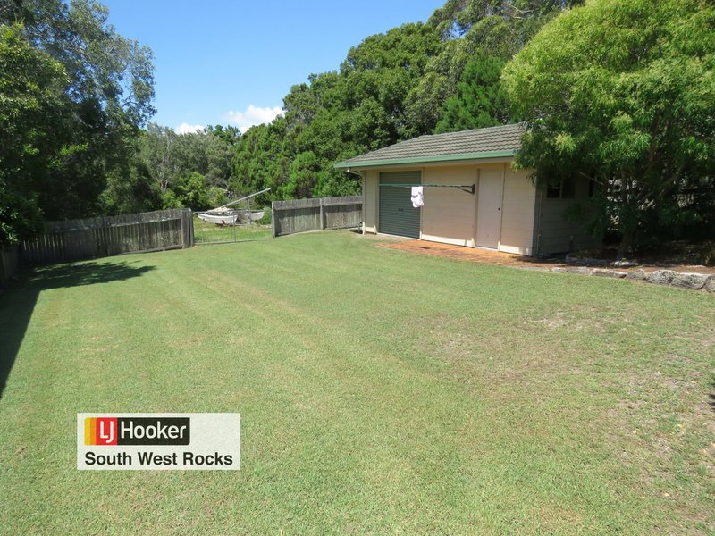 Photo - 11 Gothic Street, South West Rocks NSW 2431 - Image 15