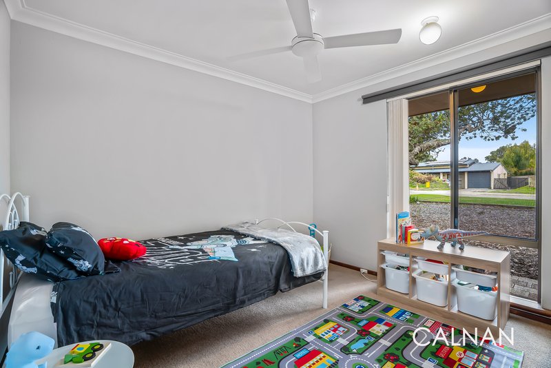 Photo - 11 Gracechurch Crescent, Leeming WA 6149 - Image 21